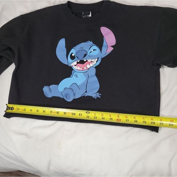 Disney stitch slightly cropped sweater - Picture 6 of 11